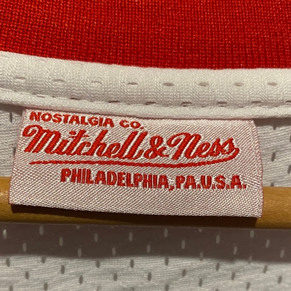Mitchell & Ness Bulls Jersey in White and Red - Picture 6 of 9